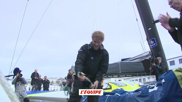 Voile - record : François Gabart «baptise» les journalistes