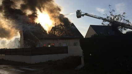 Une maison détruite par le feu