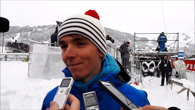 Romain Bardet sur les skis au Grand Bornand