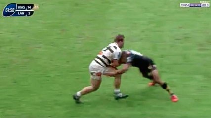 Le talonneur rochelais Bourgarit atomise Lovobalavu lors d'une superbe course en bord de touche