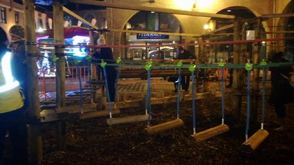 Le City Grimp, au marché de Noël de Mouscron.
