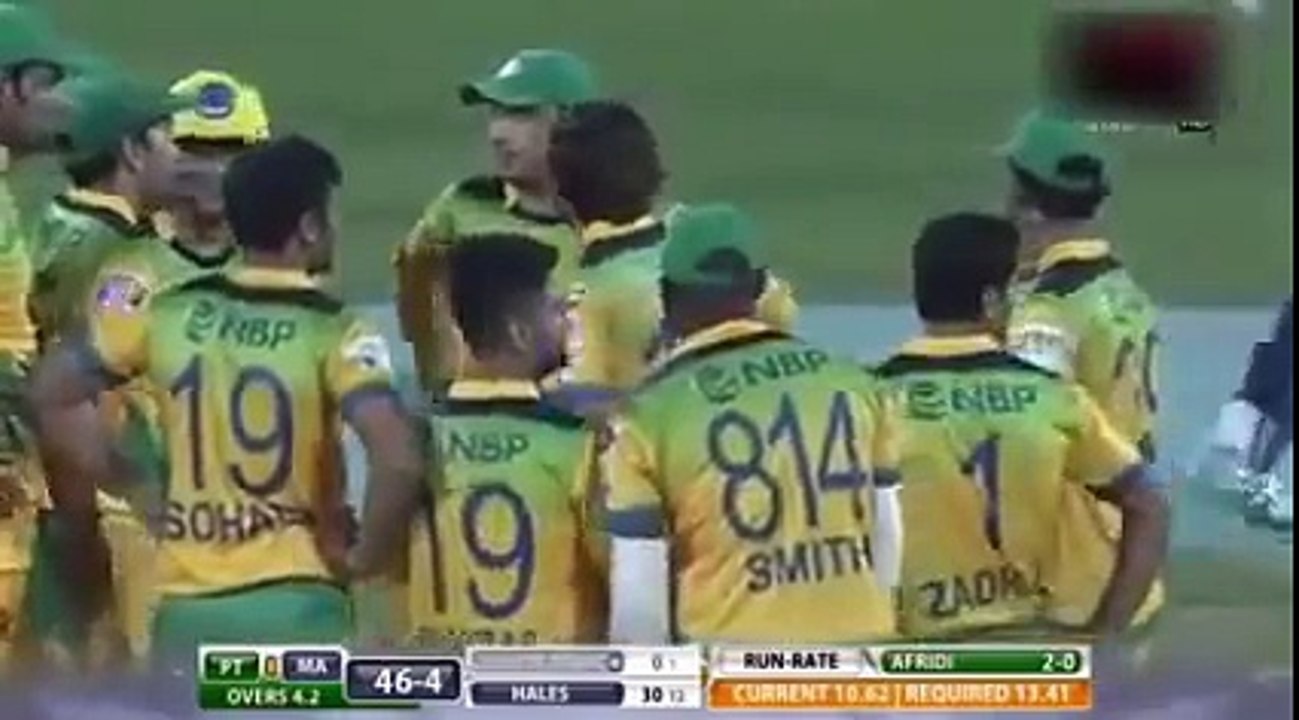 Shahid Afridi Hat trick in T10 League - dismissed Sehwag on Duck..