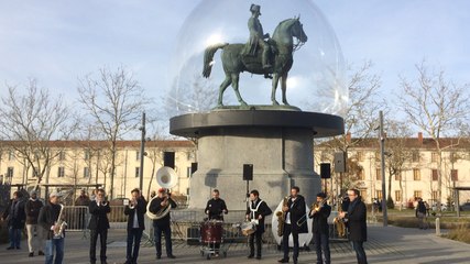 La grande foule en ville pour les festivités de Noël