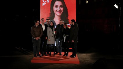 استطلاع قبيل انتخابات كاتالونيا:  36 مقعداً لـ "سيودادانوس" و33 لـ"إيرك"