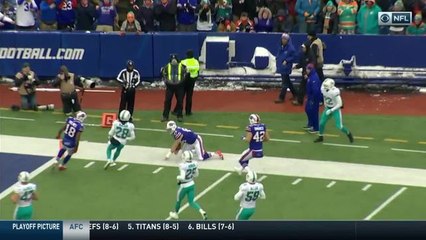 Tyrod Taylor sells play fake, finds wide open Nick O'Leary for 25 yards