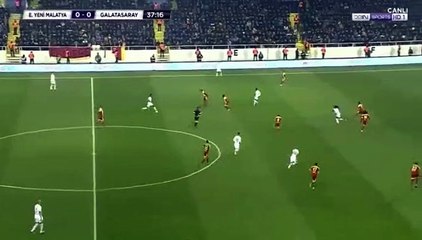 Pereira Goal HD - Yeni Malatyaspor	1-0	Galatasaray 17.12.2017