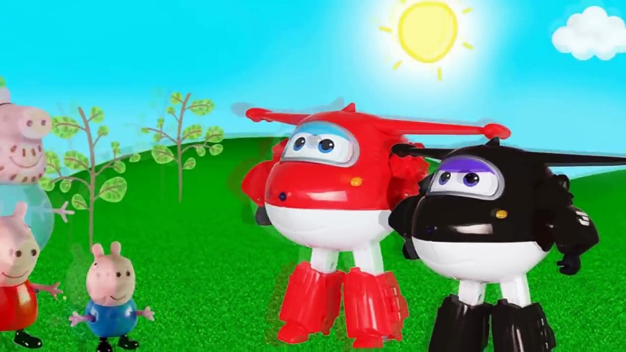 gangue wings tranforma papai mamãe e George Pig em super wings totoykids-kSchJpF5Wdo