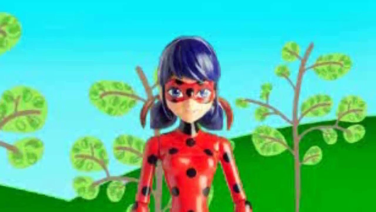 Miraculous Cat Noir e Ladybug trocaram os Miraculous e Arlequina ciumenta totoykids-XdxSo-FMD6Y