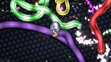 Slither.io Miraculous Ladybug vs Hawk Moth batalha de cobrinha snake totoykids-bzrPjM0DJ0w