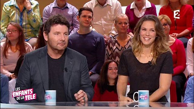 Laurent Ruquier rediffuse une séquence culte de Star à domicile où une fan de Lorie ne se réveille pas ! Regardez