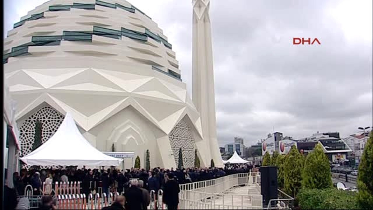 Mesut Yılmaz'ın Oğlu Yavuz Yılmaz Son Yolculuğuna Uğurlanıyor