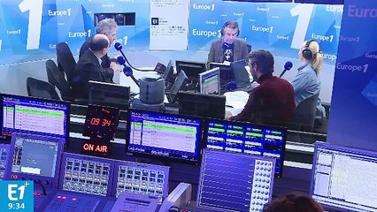 L'interview "déambulation" d'Emmanuel Macron par Laurent Delahousse