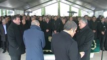 Eski Başbakanlardan Mesut Yılmaz'ın Oğlunun Vefatı - Cenaze Namazı (1)