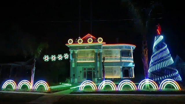 Lumières de Noël synchronisées sur Star Wars et la musique de l'empire !