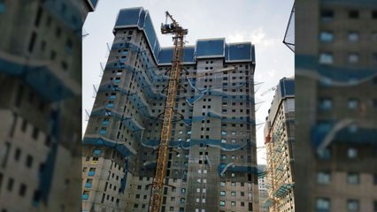 평택 건설 현장에서 또 타워크레인 사고...1명 사망·4명 부상 / YTN