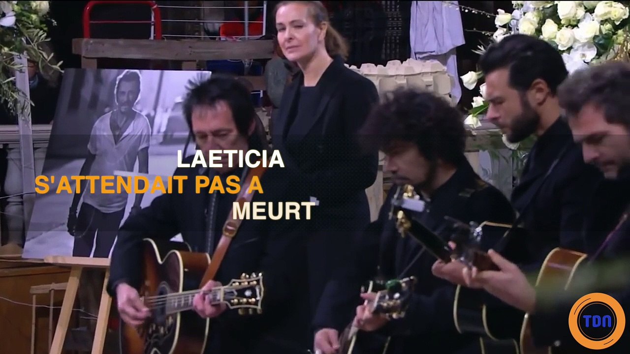 On sait pourquoi Laeticia est restée silencieuse lors de l'hommage à Johnny Hallyday à la Madeleine