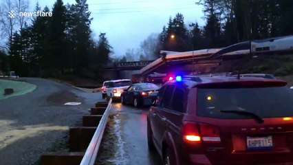Amtrak train derails south of Seattle