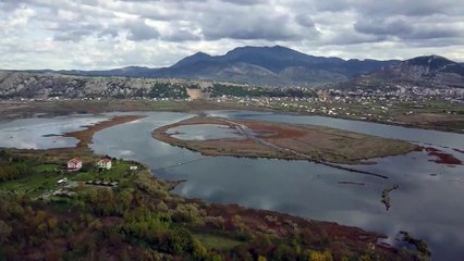 Érosion : l'Albanie menacée par la mer