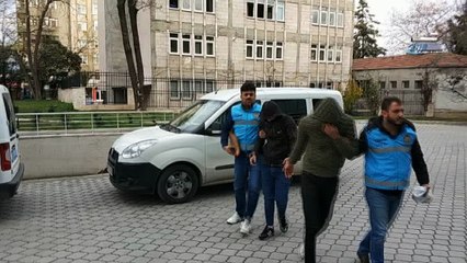 'İstihbarattanız' diyerek kendi vatandaşlarını gasp eden Iraklı 2 şahıs yakalandı