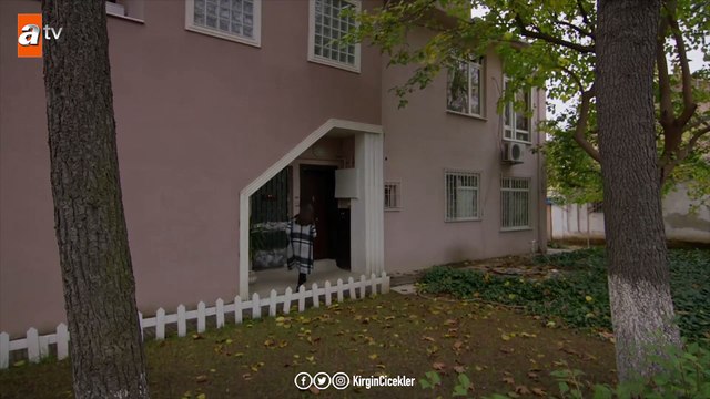 Feride ve Toprak’ın yeni komşuları! - Kırgın Çiçekler 102.Bölüm