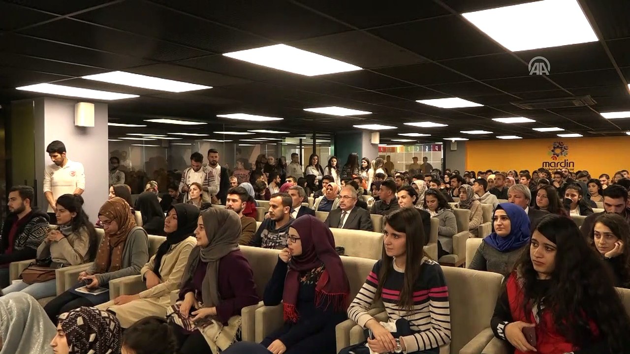 Mehmet Akif Ersoy ve Çanakkale Destanı' oyunu sahnelendi - MARDİN