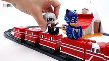 Express Robot Trains Give PJ Masks a Ride~! Kay & Alf House & Rail Set-2WIU7AWQTyk