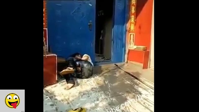 New Funny Clips Compilation - Indian & Chinese Funny Vines - Try Not To Laugh or Grain-eC4R_UrpbUQ