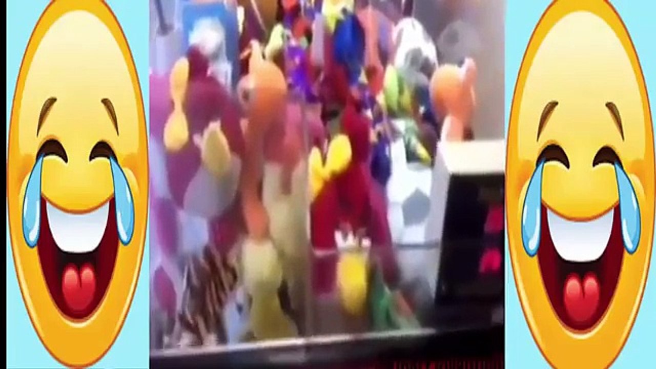 How Can They be so Stupid _ People Are Stupid Fail Compilation Funny videos-fgYlLEycH0I