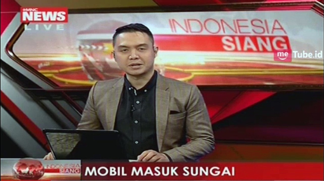 Detik-Detik Mobil Hanyut Terseret Arus Sungai Brantas