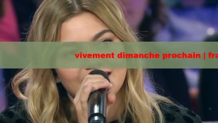 La chanteuse Louane raconte sa 1ère rencontre avec Johnny Hallyday et un détail dont elle n'est pas fière