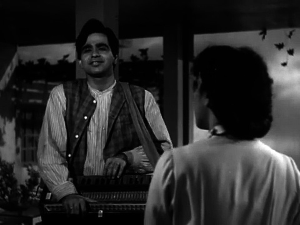 Naseeb Dar Pe Tera Aazmane Aya Hon - Bollywood Hit Classic Song - Deedar - Dilip Kumar, Nargis