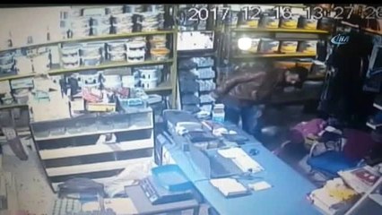 Önce Kameraya Sonra Polise Yakalandı