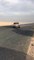 Dérapages incontrôlés d'une voiture qui termine dans le caméraman en Arabie Saoudite au milieu du désert !