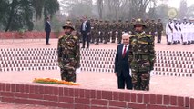 Başbakan Yıldırım'dan, Savar Ulusal Şehitlik Anıtı'na çelenk - Detaylar - DAKKA