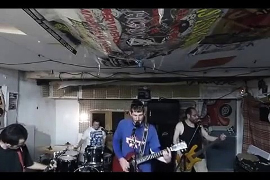 cover puta sindicato zombi