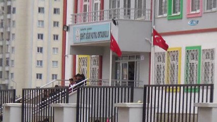 Ortaokulda öğrenci dehşeti