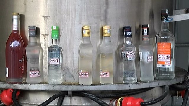 İstanbul'da yılbaşı öncesi sahte ve kaçak içki operasyonu