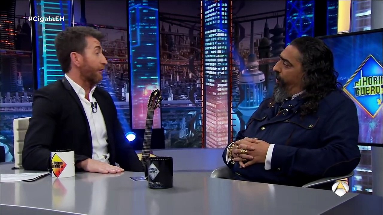 Diego el Cigala entra etn el club Platino de 'El Hormiguero 3.0' - El Hormiguero 3.0