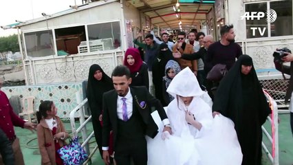 حفلات الزفاف على القوارب في مياه النهر تعود إلى البصرة