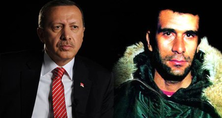 下载视频: Deniz Gezmiş Tartışmasına Yalçın Akdoğan da Dahil Oldu: Erdoğan Devrimcidir!