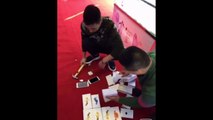 China Richman Break the Apple Store after buying Iphone 7中国富豪花50万怒砸苹果手机店-9mtkKwU-q4I