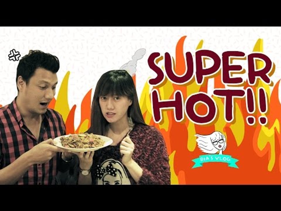 Kepedasan Bareng BOSS GANTENG..! - Ria's Vlog #12