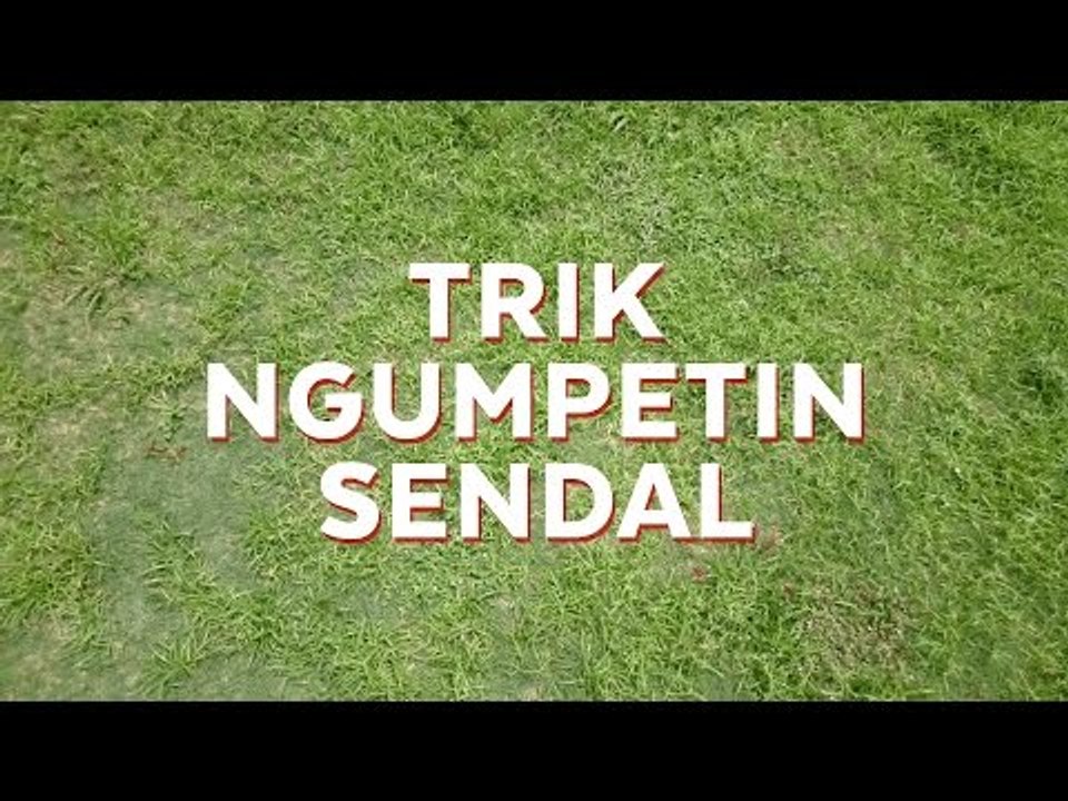 Trik Ngumpetin Sendal Pas Jumatan