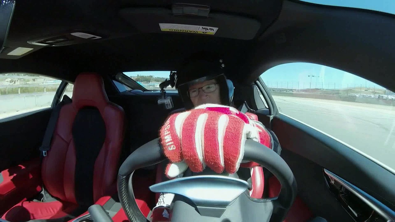 Picking the 2016 Motor Trend Best Driver's Car_clip19