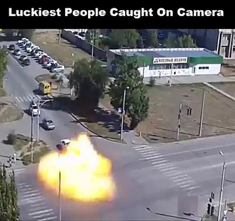 Une compilation de gens très chanceux... Bon karma