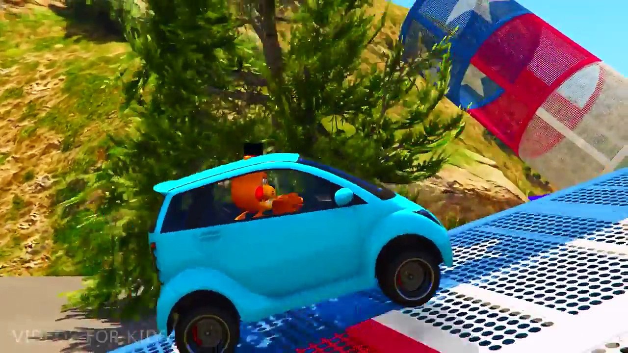 تعلم ألوان--سيارات صغيره ث الكرتون سبايدرمان للأطفال في السيارات الملونة للأطفال والقوافي الحضانة