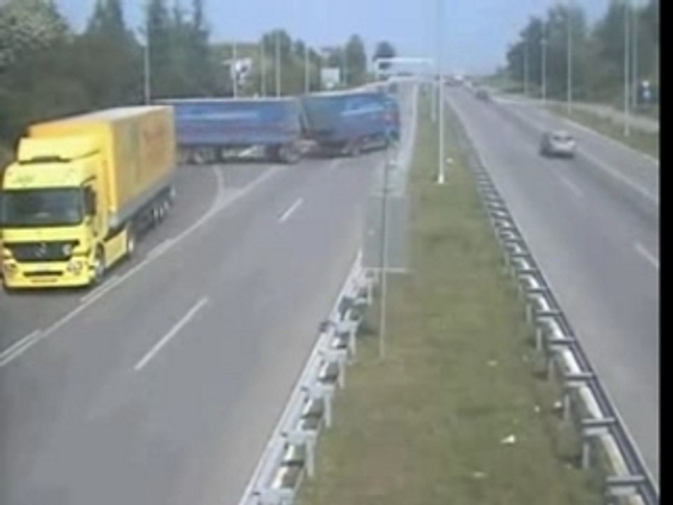 Demi-tour sur autoroute