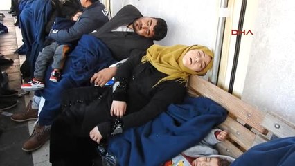 İzmir Çeşme'de 51 Kaçak Yakalandı