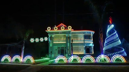 2017 Star Wars Christmas Light Show - A Dubstep EDM Remix of Darth Vader! Amazing !!!