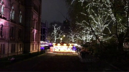 Strange Mysterious Lights caught in London Dec 4 2017...